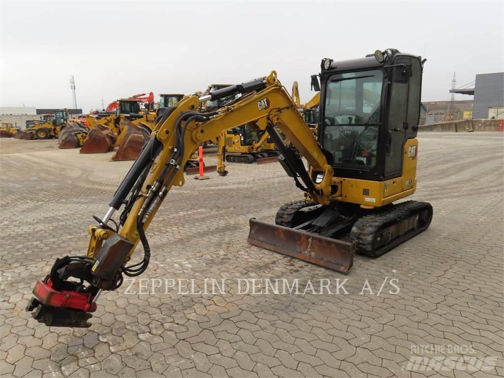 CAT 302.707CR 履带挖掘机
