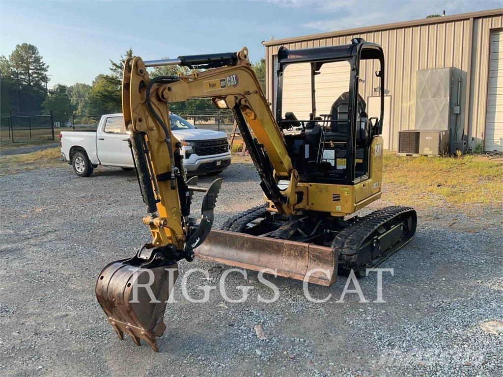 CAT 302.707CR 履带挖掘机
