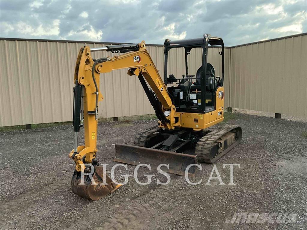 CAT 302.707CR 履带挖掘机