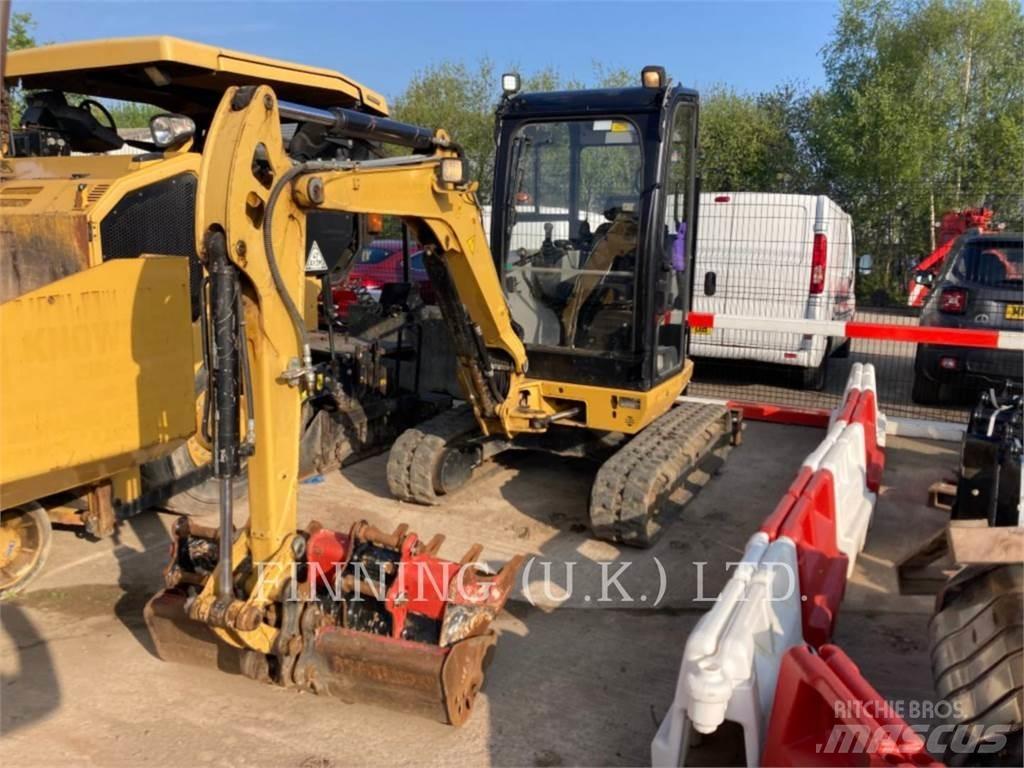 CAT 302.7D CAB 履带挖掘机