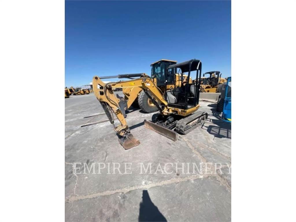 CAT 302.7D CR 履带挖掘机