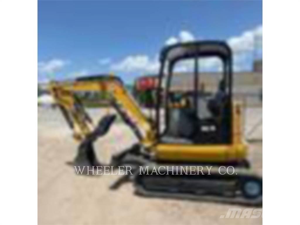 CAT 302.7DC1TH 履带挖掘机