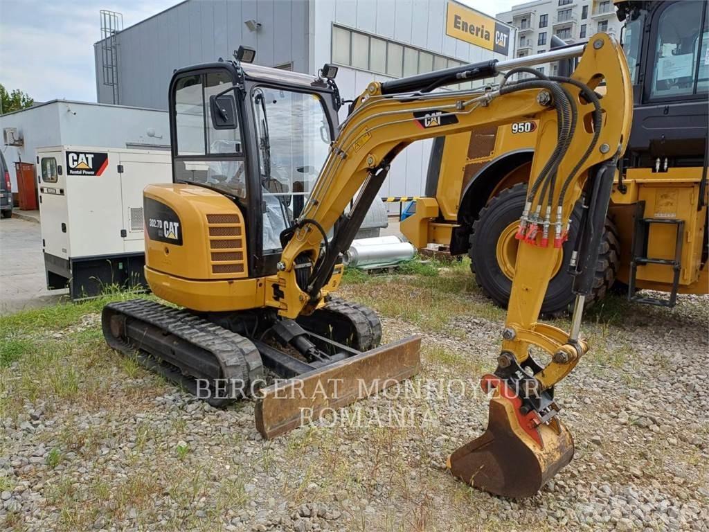 CAT 302.7DCR 履带挖掘机