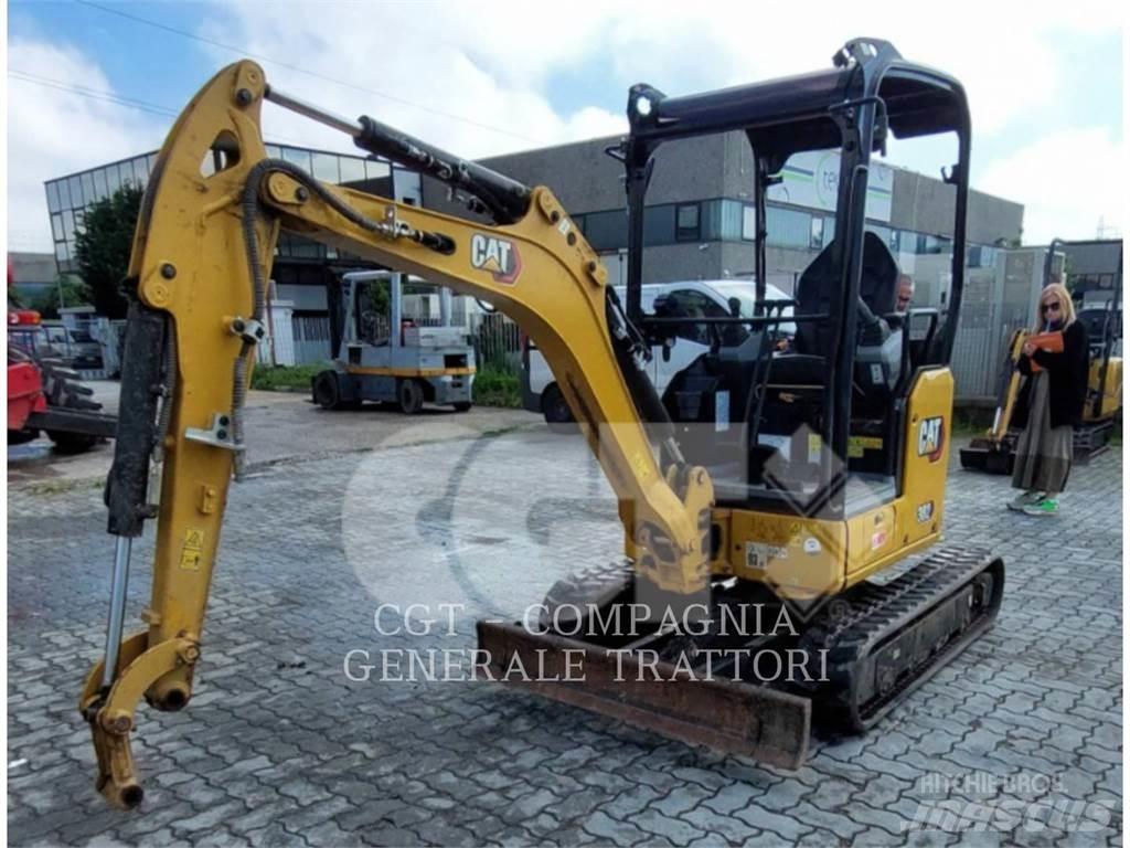 CAT 302 CR 履带挖掘机