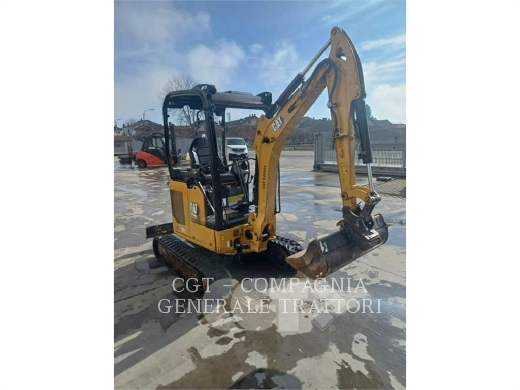 CAT 302 CR 履带挖掘机