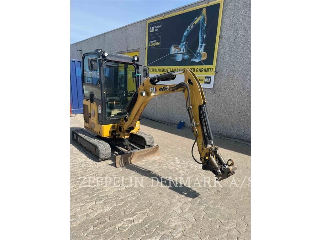 CAT 30205CR 履带挖掘机