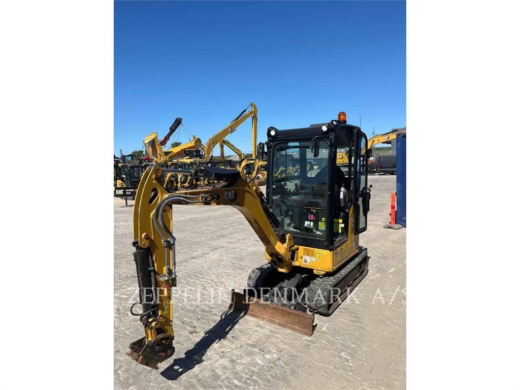 CAT 30205CR 履带挖掘机