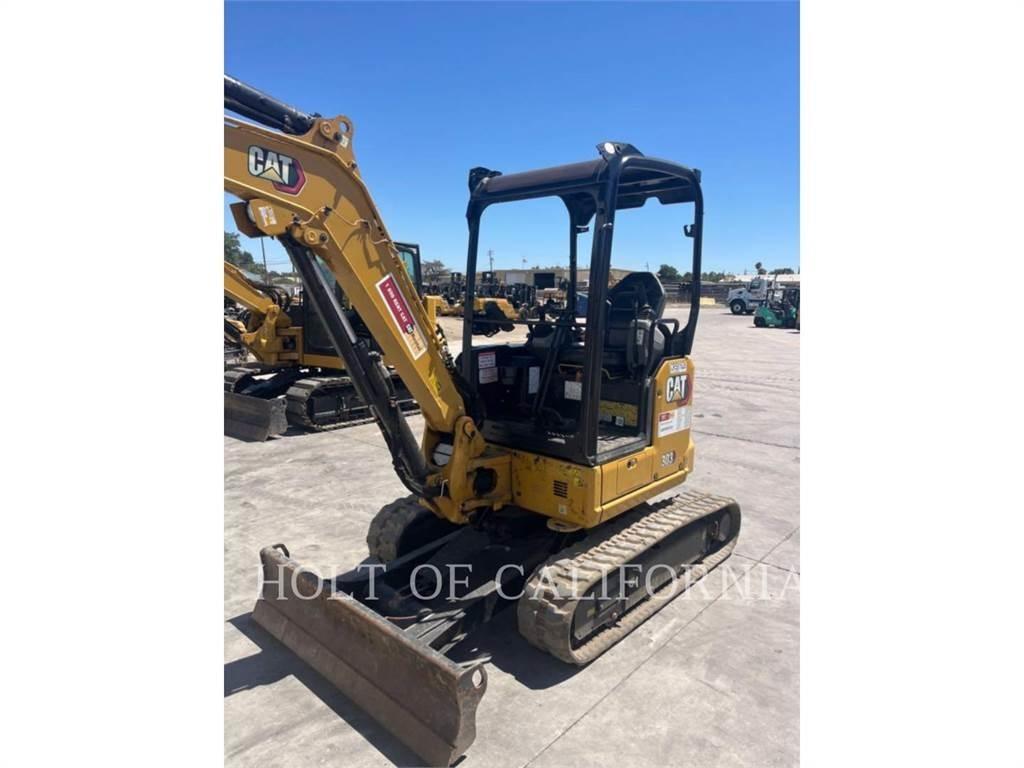 CAT 303 履带挖掘机