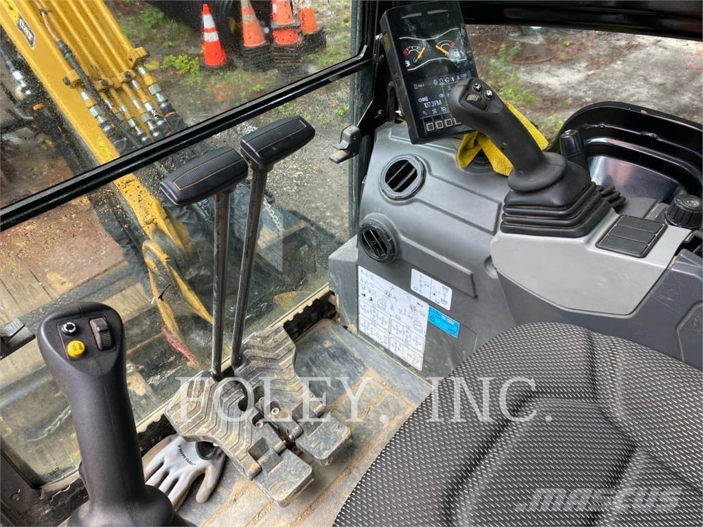 CAT 303-07CR 履带挖掘机