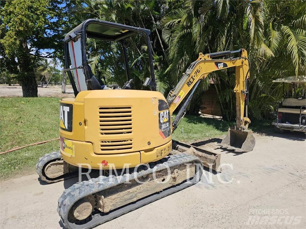 CAT 303.5 小型挖掘机