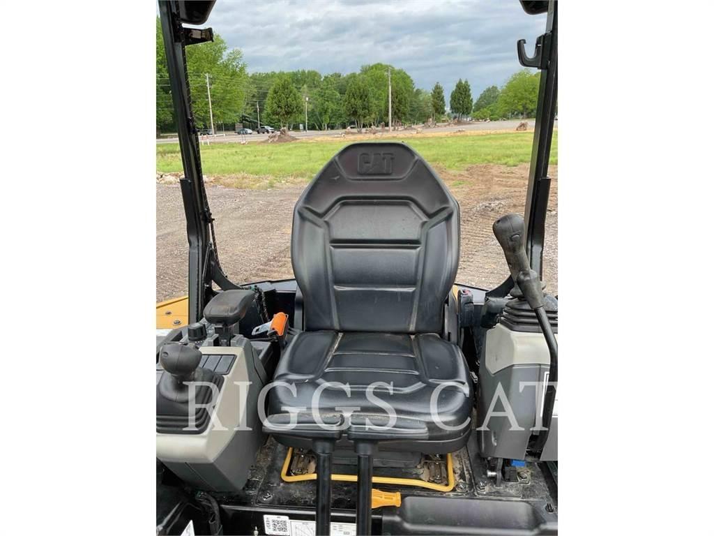 CAT 303.5 履带挖掘机