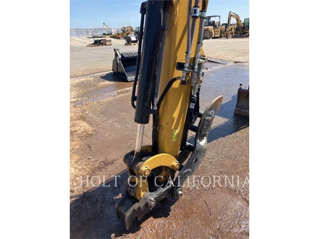 CAT 303.5 履带挖掘机