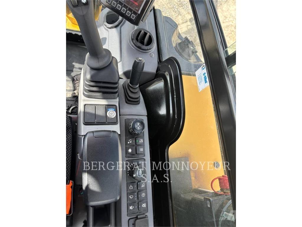 CAT 303.5 履带挖掘机