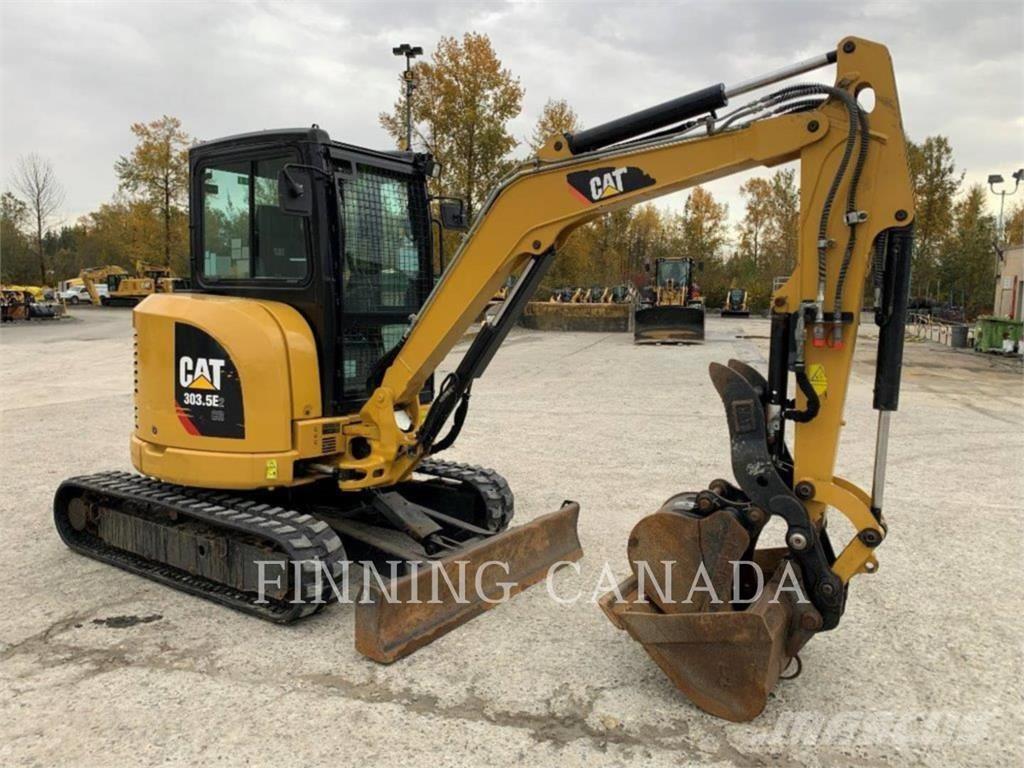 CAT 303.5 E2 履带挖掘机