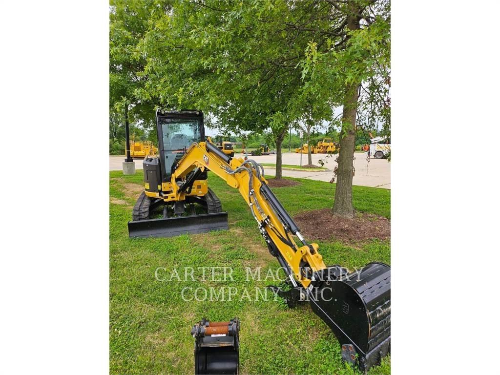 CAT 303.5CR 履带挖掘机