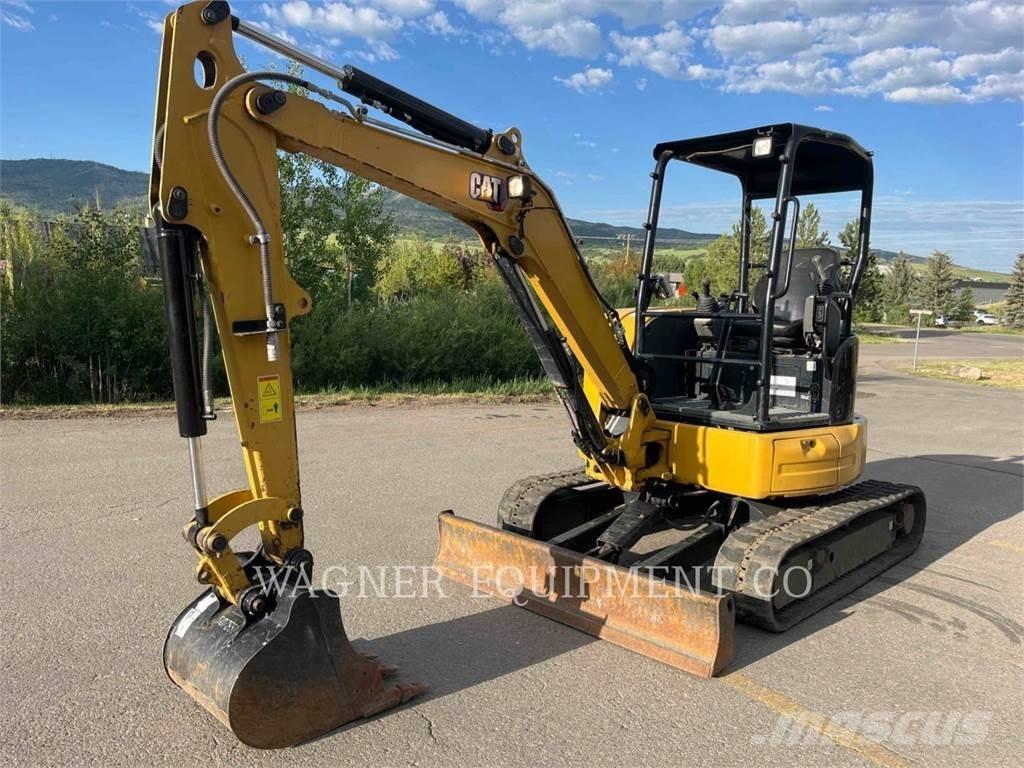 CAT 303.5E2 履带挖掘机