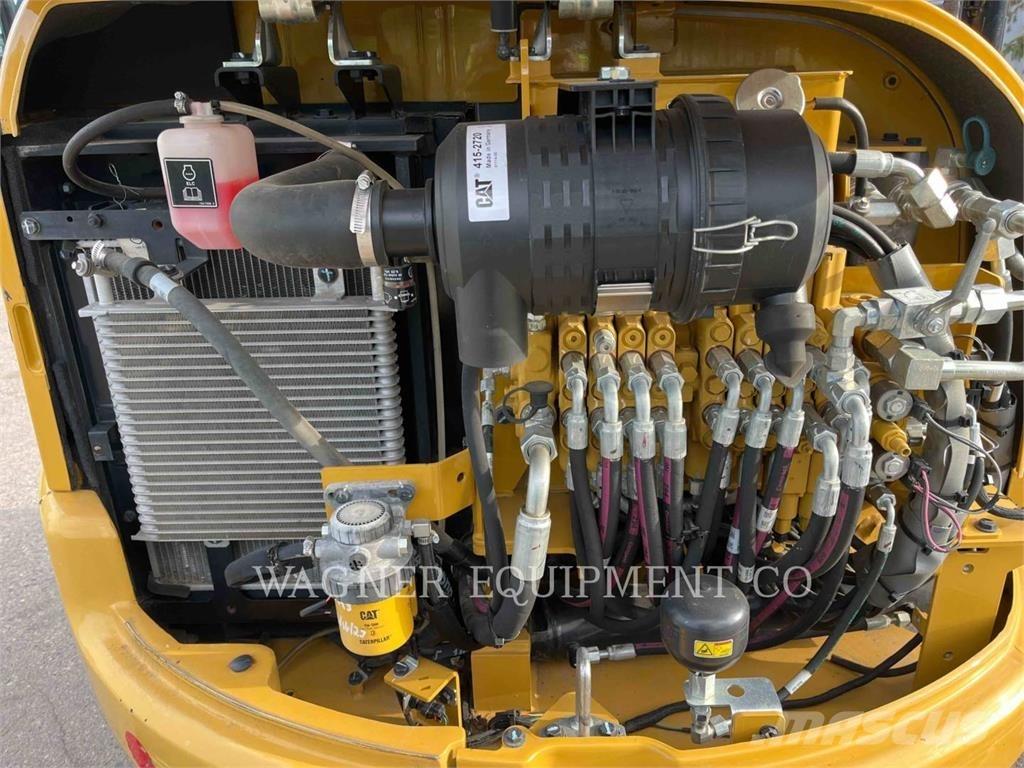 CAT 303.5E2 履带挖掘机