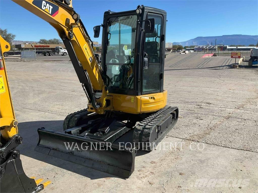 CAT 303.5E2 履带挖掘机