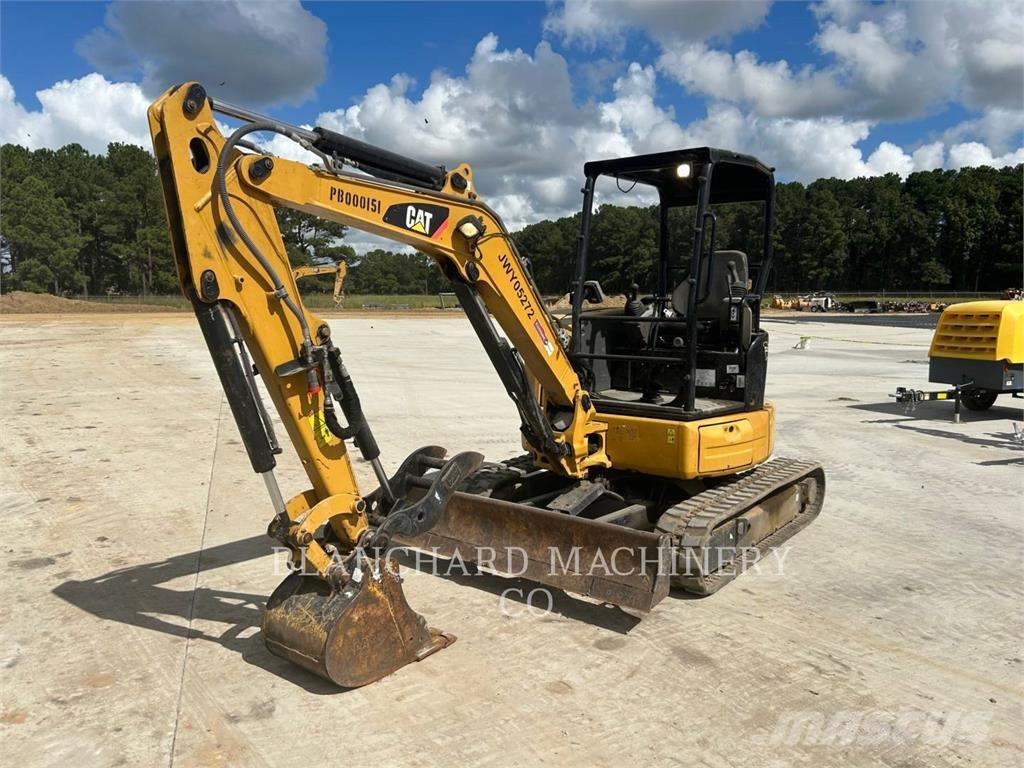 CAT 303.5E2 履带挖掘机