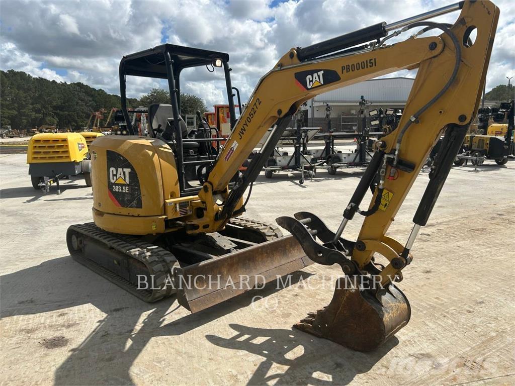 CAT 303.5E2 履带挖掘机