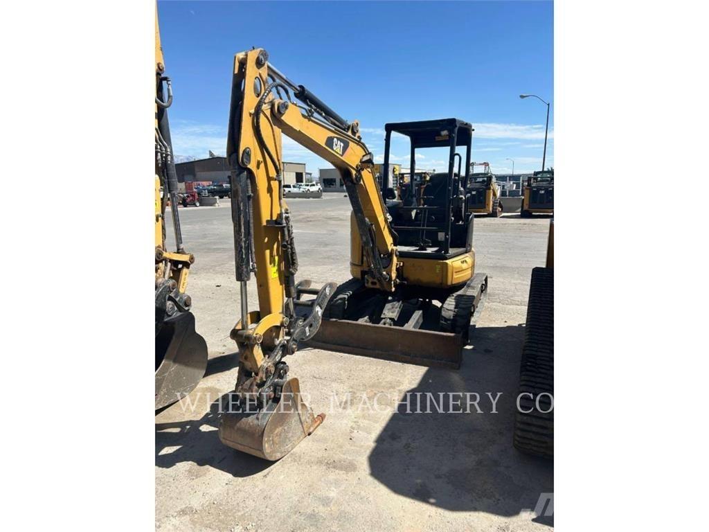 CAT 303.5E2C1T 履带挖掘机