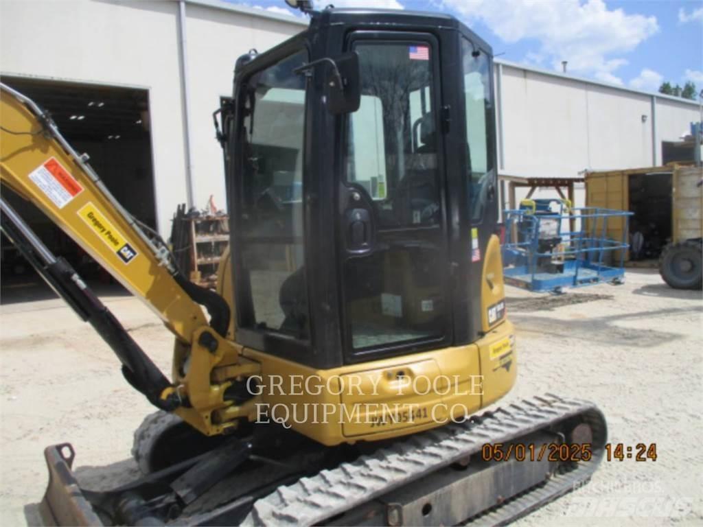 CAT 303.5E2CR 履带挖掘机