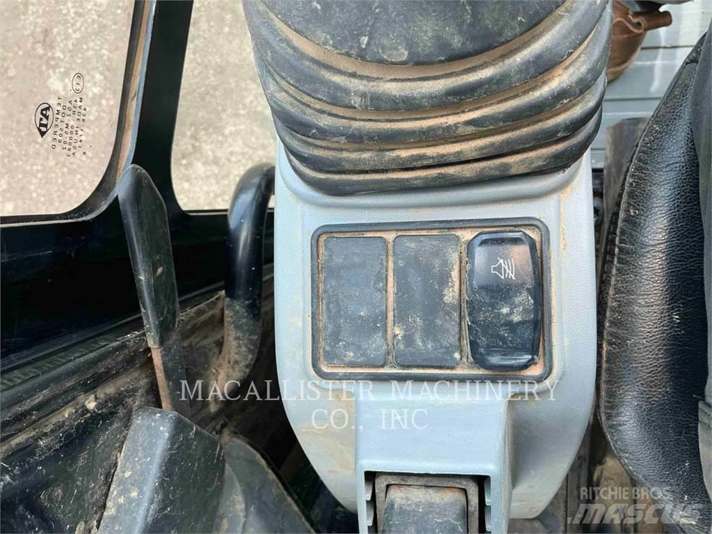 CAT 303.5E2CR 履带挖掘机