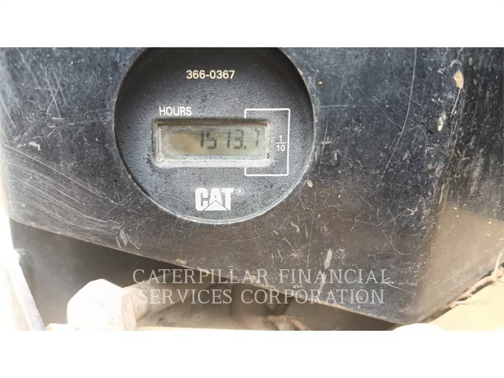 CAT 303.5ECR 履带挖掘机