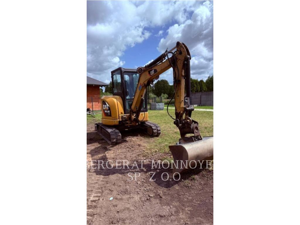 CAT 303.5ECR 履带挖掘机