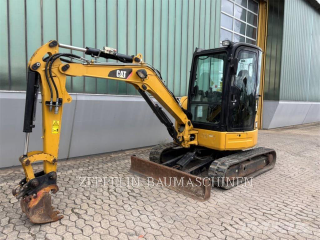 CAT 303.5ECR 履带挖掘机