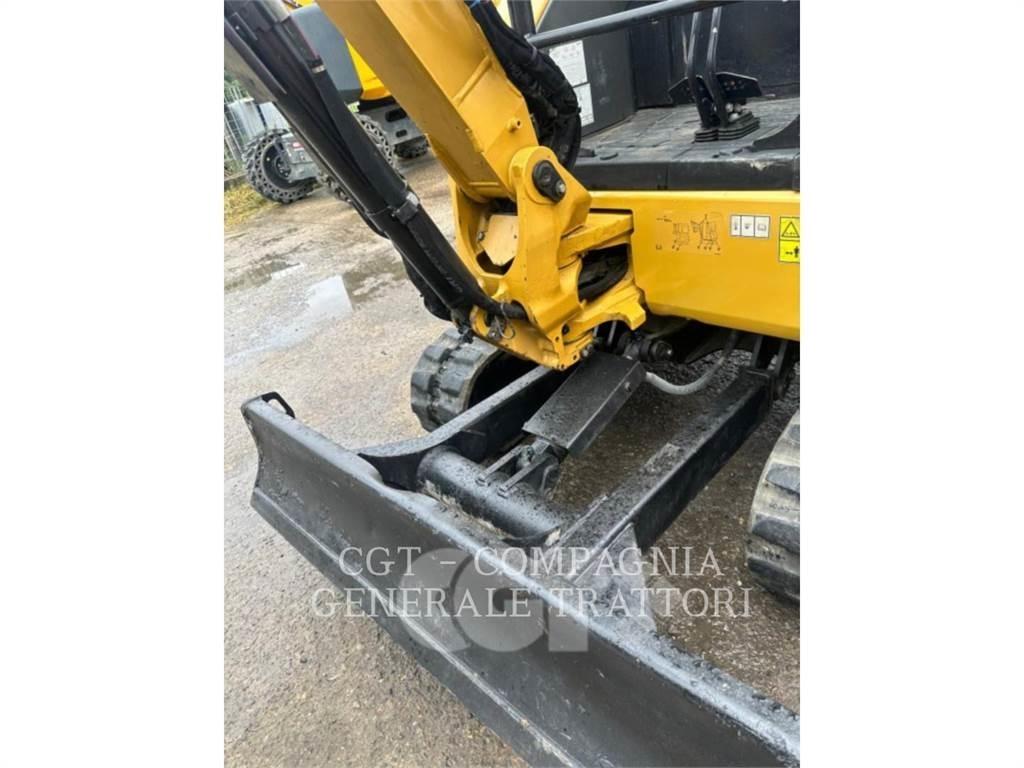 CAT 303 E CR 履带挖掘机