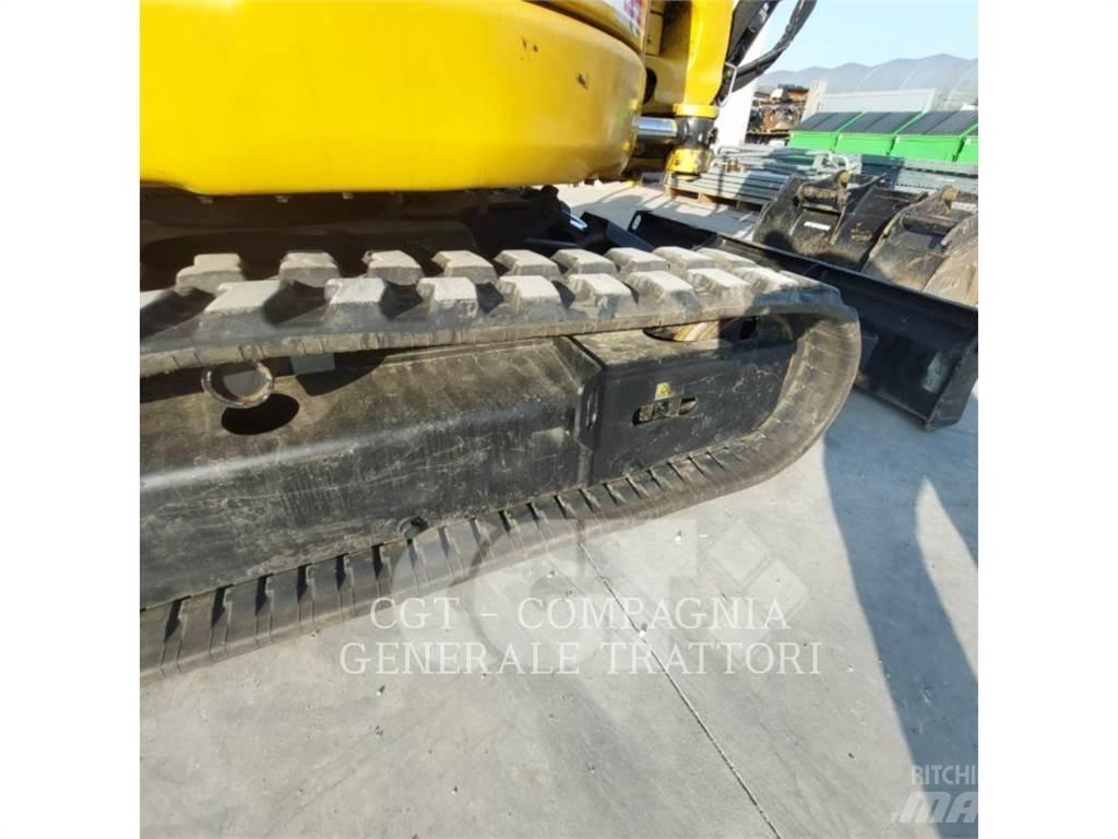 CAT 303 E CR 履带挖掘机