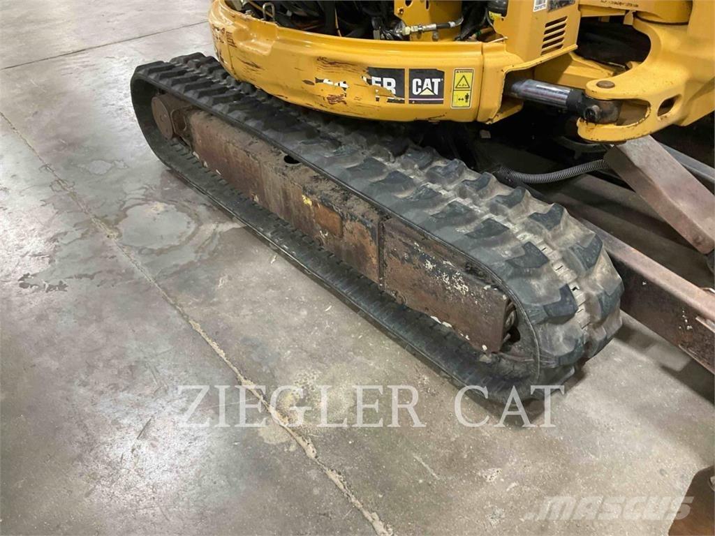 CAT 303C 履带挖掘机