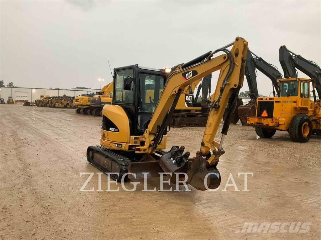 CAT 303C 履带挖掘机