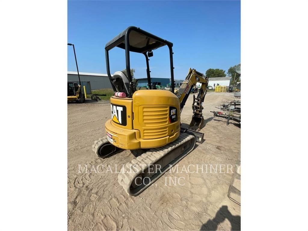 CAT 303ECR 履带挖掘机