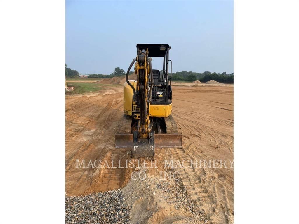 CAT 303ECR 履带挖掘机