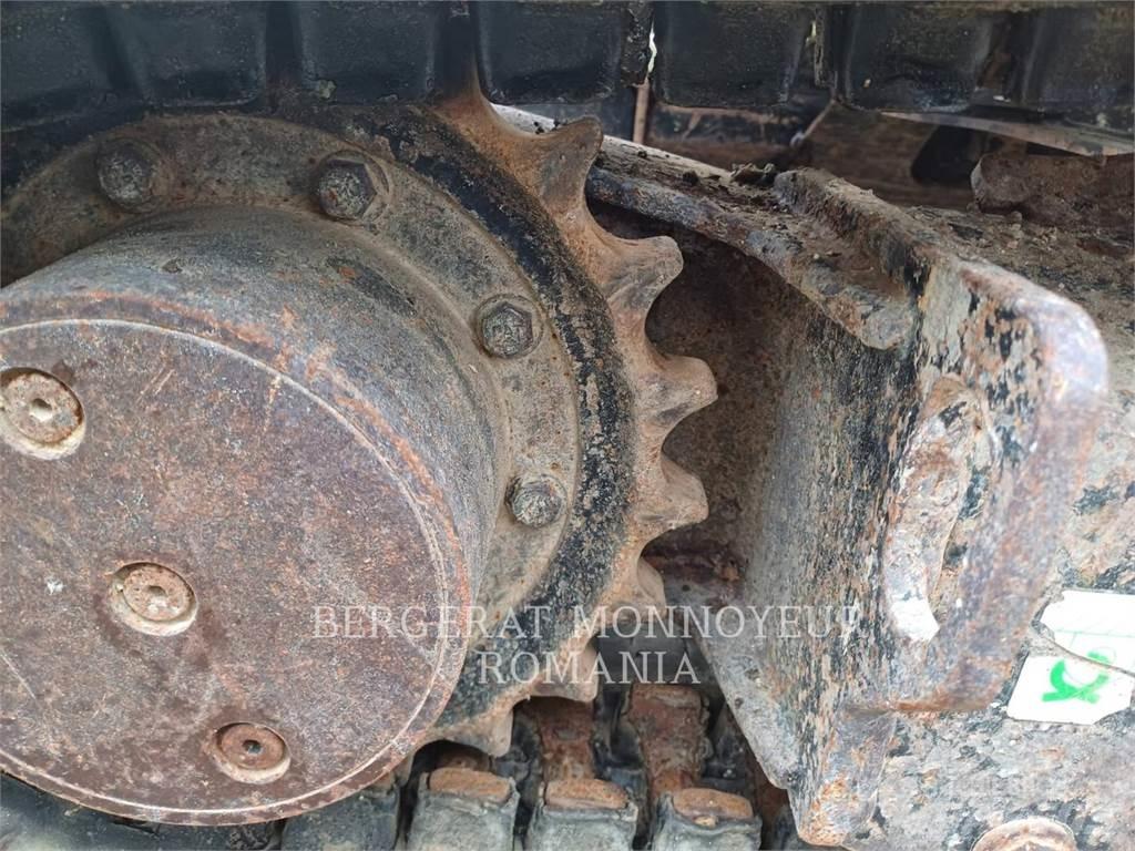 CAT 303ECR 履带挖掘机