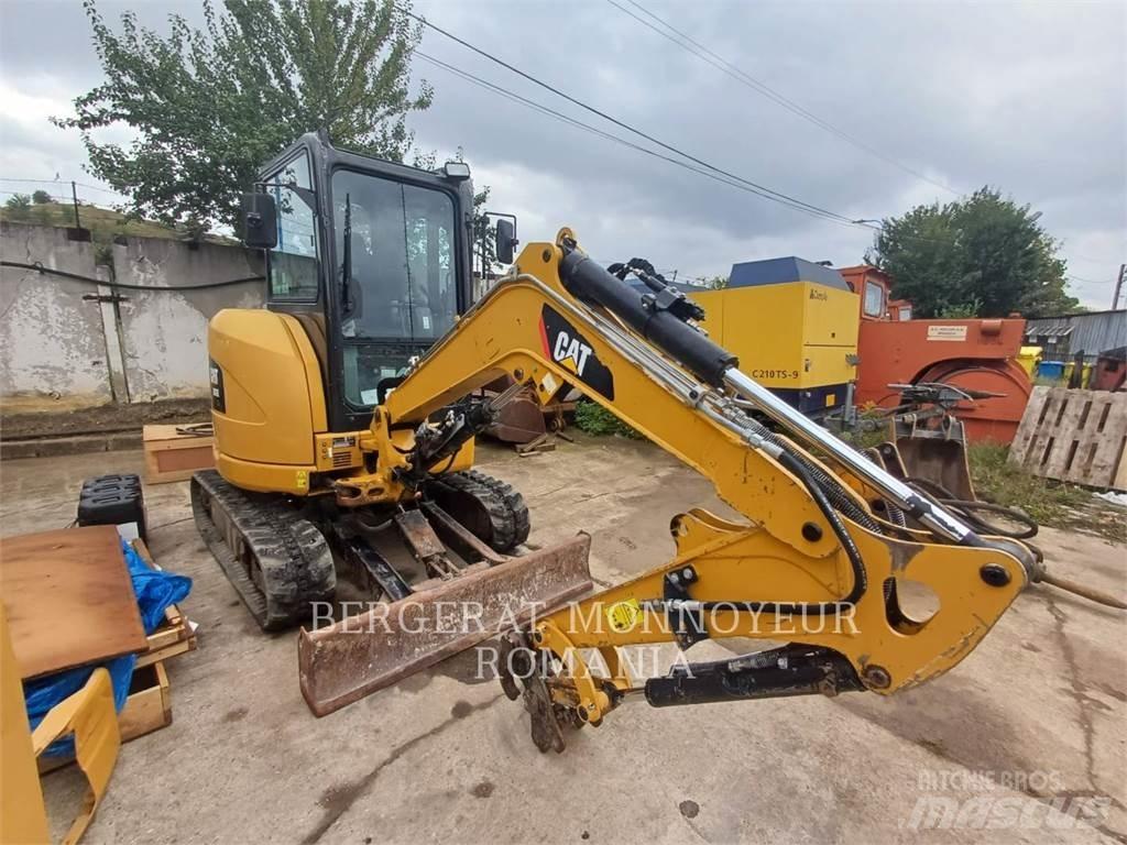 CAT 303ECR 履带挖掘机