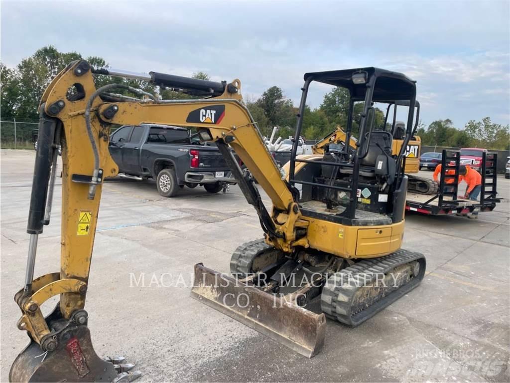 CAT 303ECR 履带挖掘机