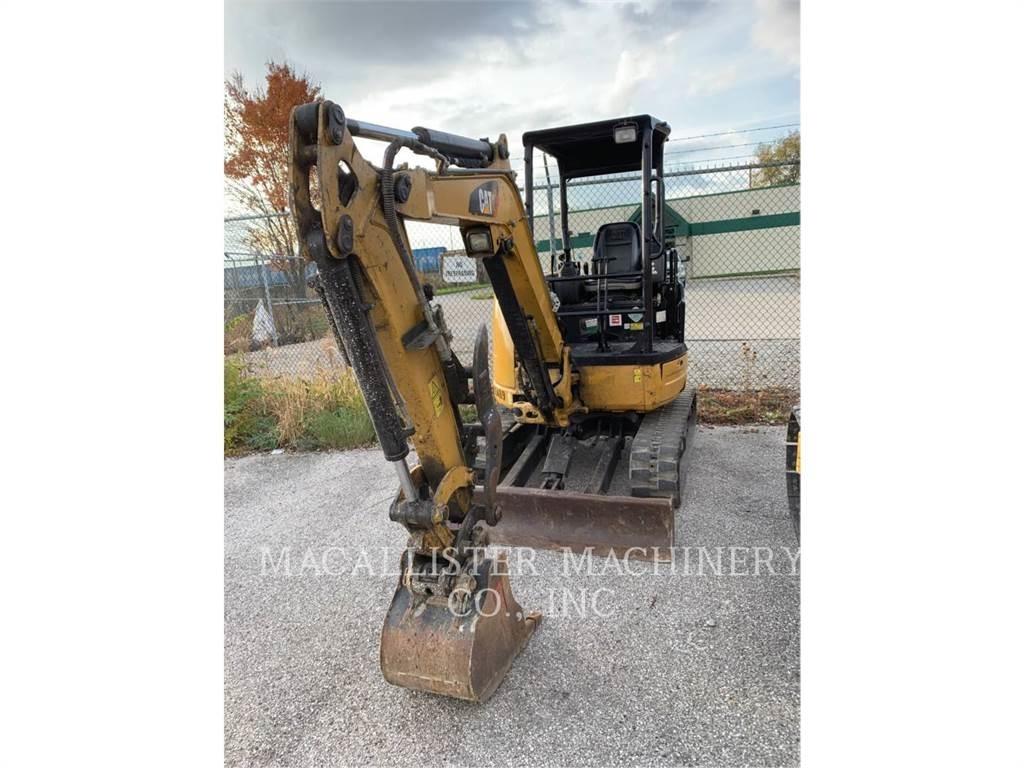 CAT 303ECR 履带挖掘机