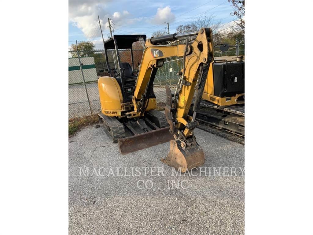 CAT 303ECR 履带挖掘机