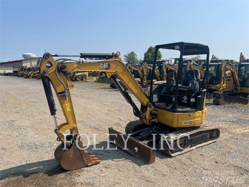 CAT 303ECR 履带挖掘机