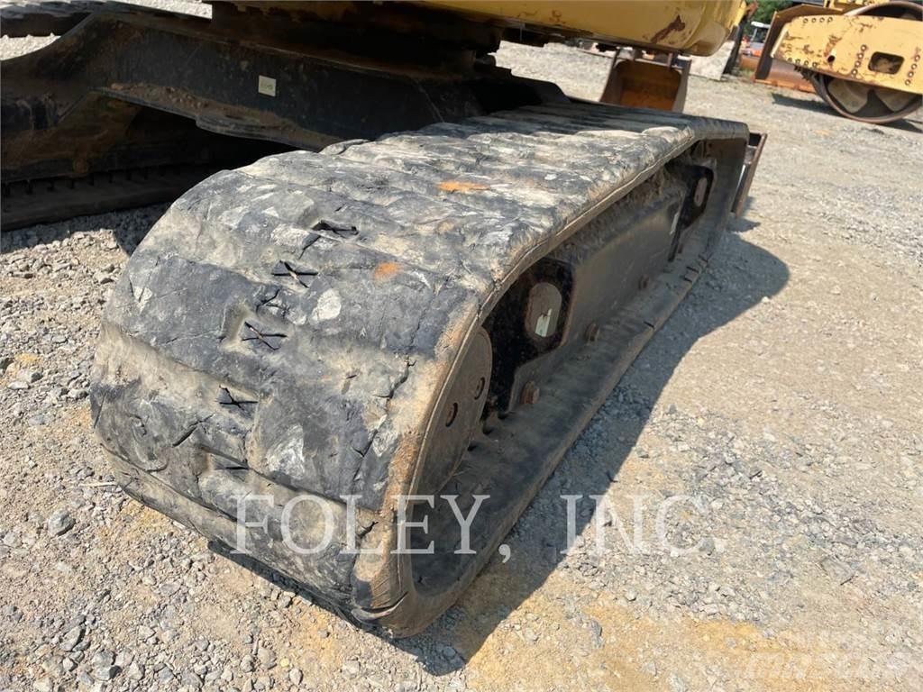 CAT 303ECR 履带挖掘机