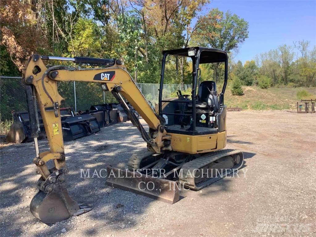 CAT 303ECR 履带挖掘机