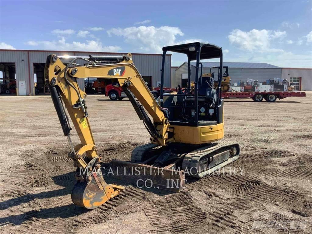 CAT 303ECR 履带挖掘机