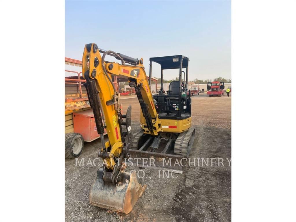 CAT 303ECR 履带挖掘机