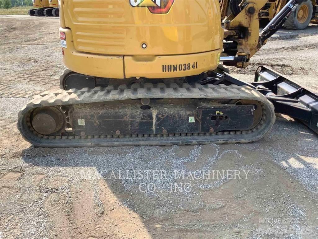 CAT 303ECR 履带挖掘机