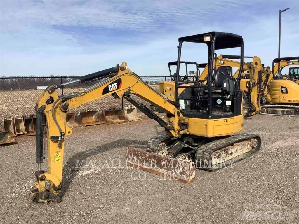 CAT 303ECR 履带挖掘机
