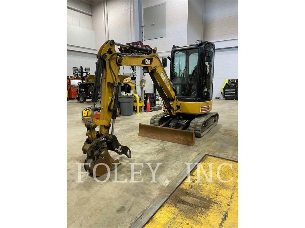 CAT 303ECR 履带挖掘机