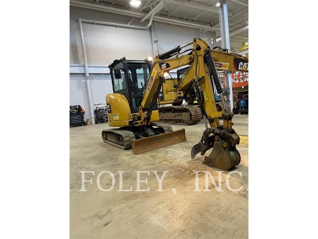 CAT 303ECR 履带挖掘机